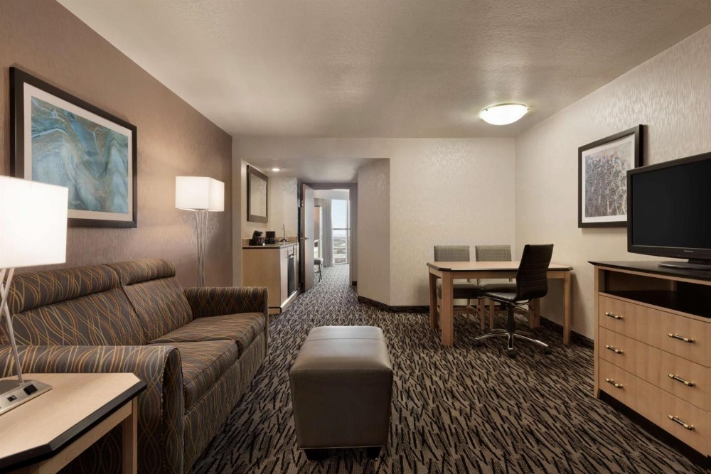 Embassy Suites by Hilton Convention Center Las Vegas Image 28