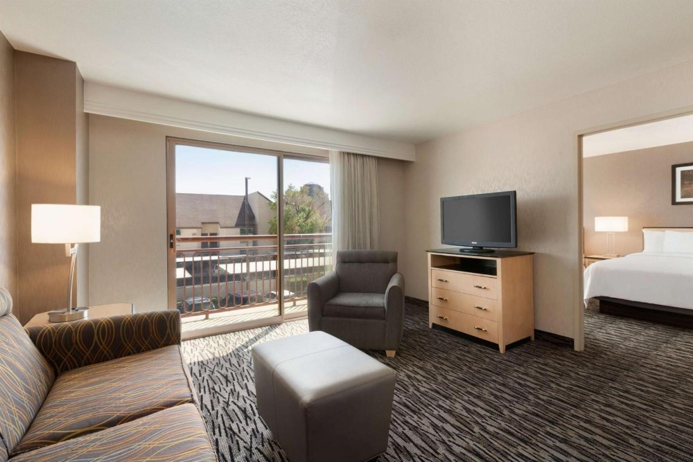 Embassy Suites by Hilton Convention Center Las Vegas Image 50